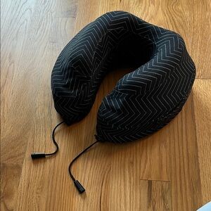 Drift by Cabeau memory foam Black Travel Neck Pillow with Chevron Pattern